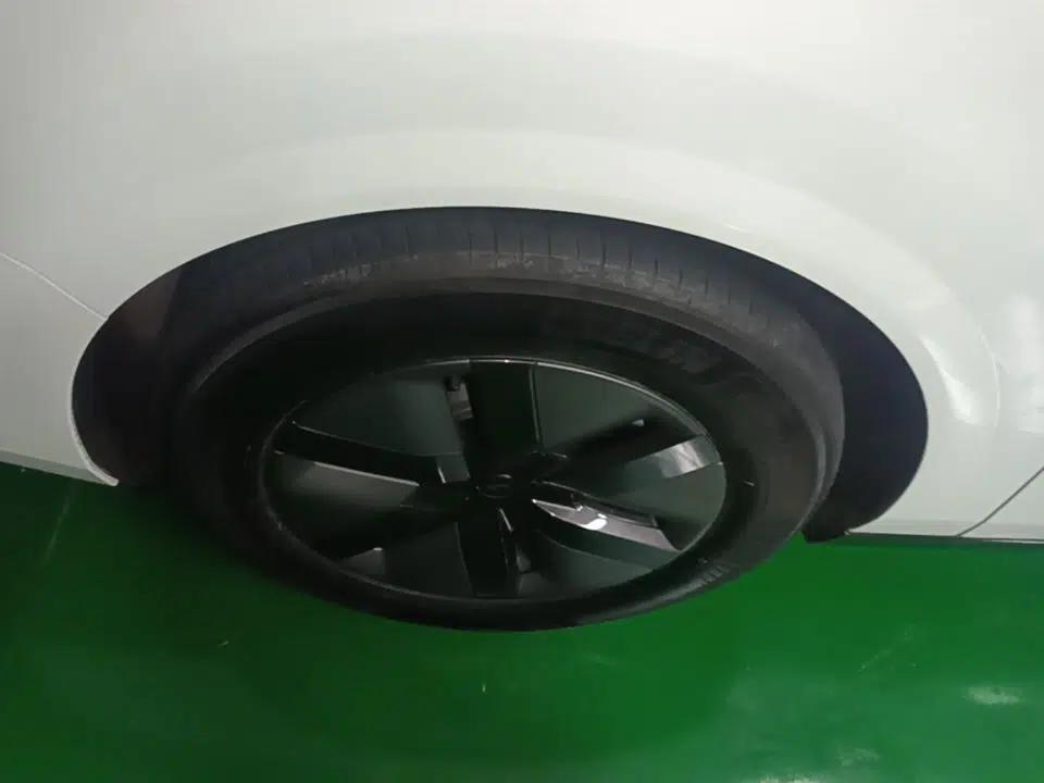 Li Auto MEGA 2025 Home Family Special Edition — миниатюра 16