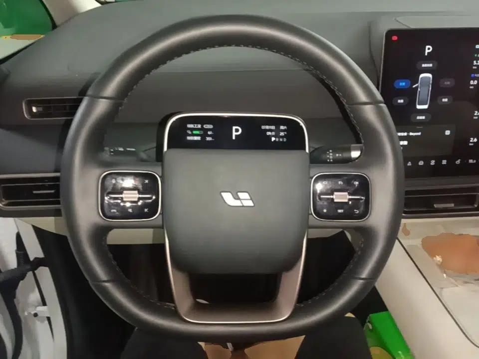 Li Auto MEGA 2025 Home Family Special Edition — миниатюра 18