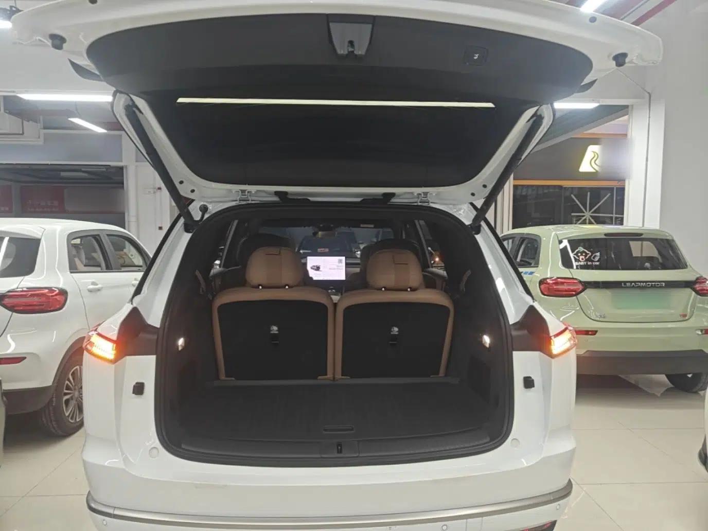 ONVO Luxeed L90 2025 Model—Max Seven-Seater Version — миниатюра 22