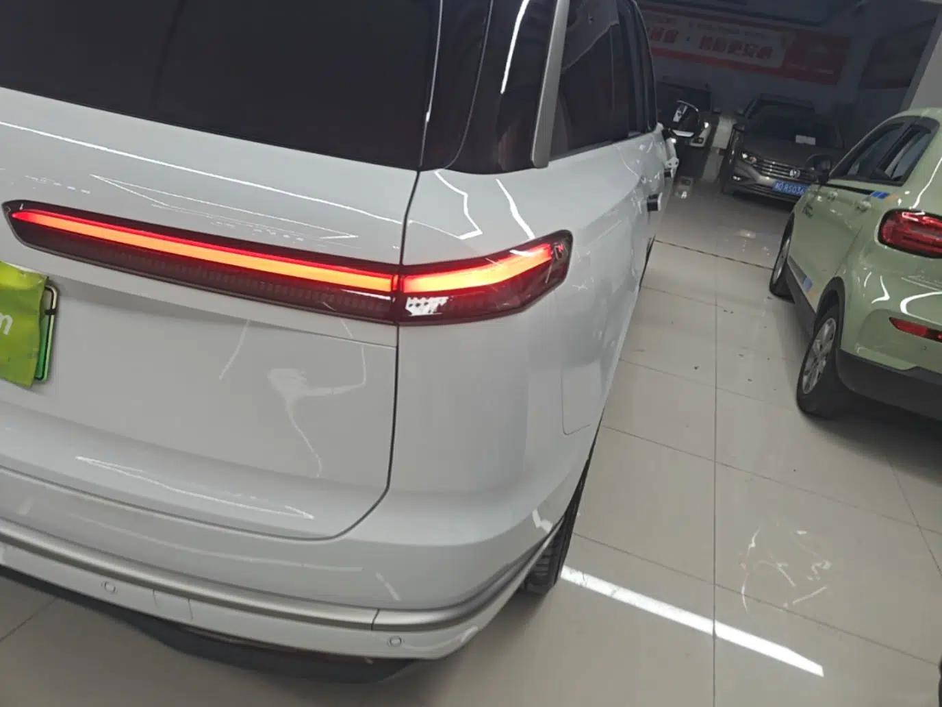 ONVO Luxeed L90 2025 Model—Max Seven-Seater Version — миниатюра 9