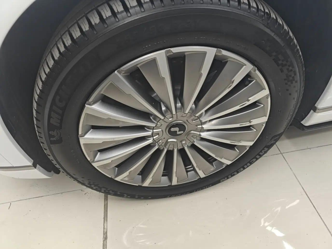 ONVO Luxeed L90 2025 Model—Max Seven-Seater Version — миниатюра 10