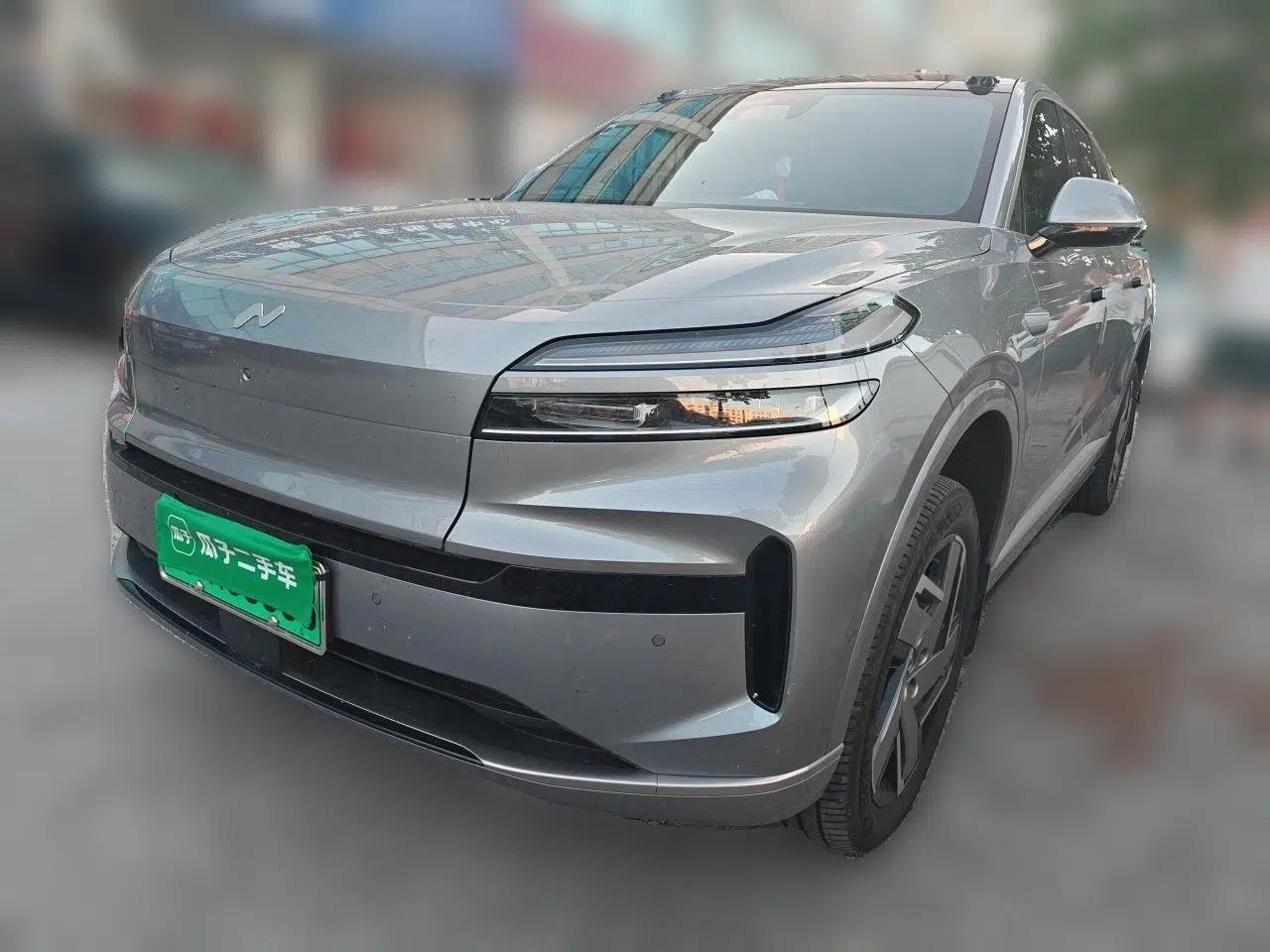ONVO Luxeed L90 2025 Model—Ultra Six-Seater Version — миниатюра 1