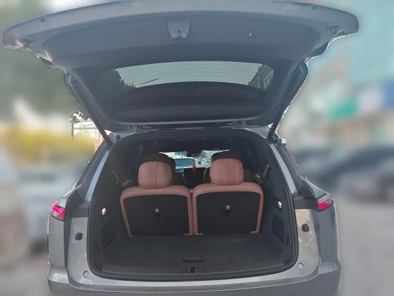 ONVO Luxeed L90 2025 Model—Ultra Six-Seater Version — миниатюра 19