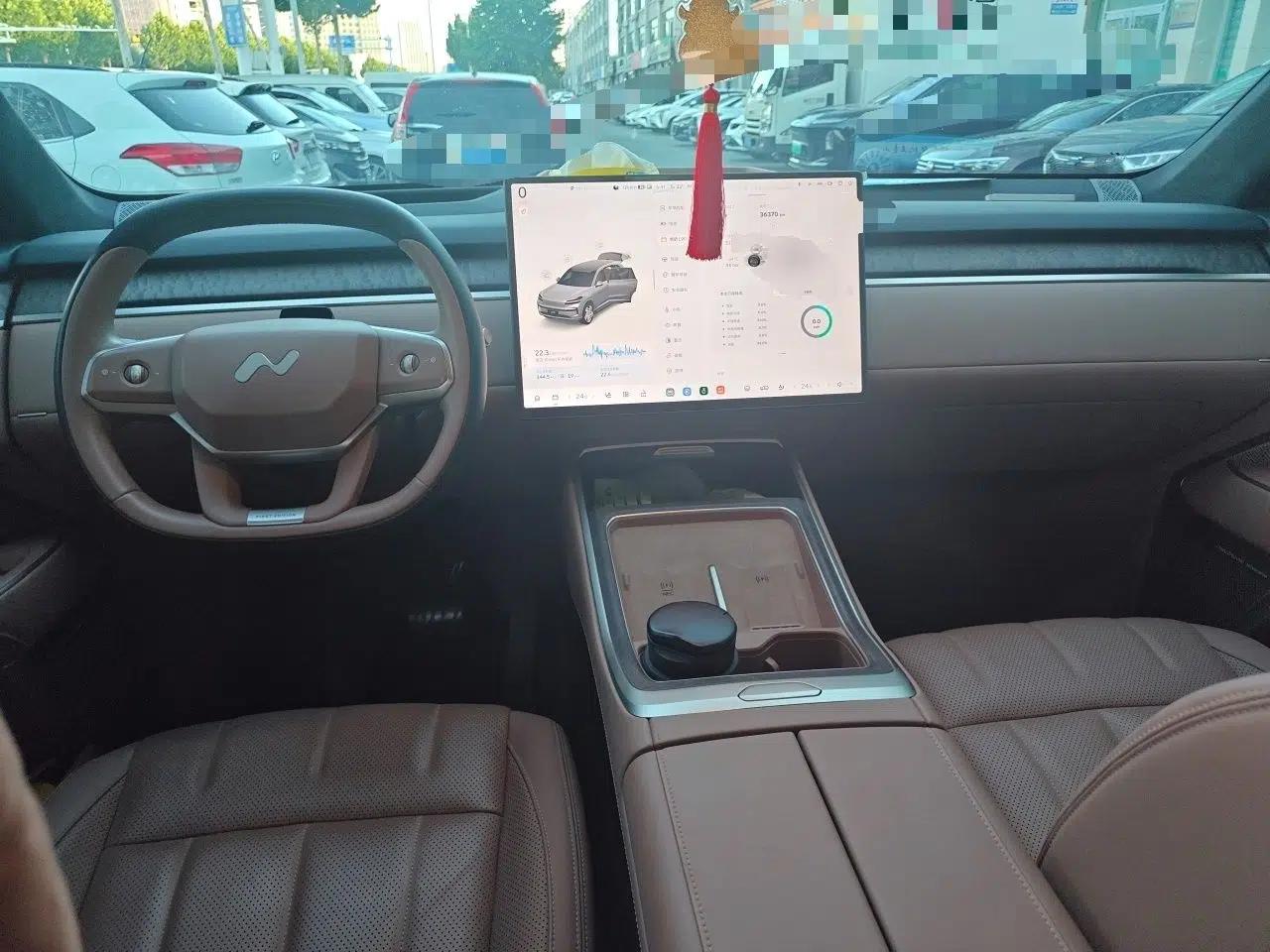 ONVO Luxeed L90 2025 Model—Ultra Six-Seater Version — миниатюра 9