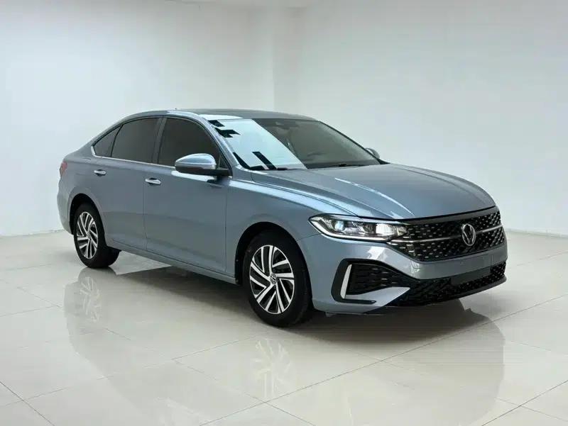 2023 Volkswagen Lavida Facelift 1.5L Automatic Five Million Edition — миниатюра 3