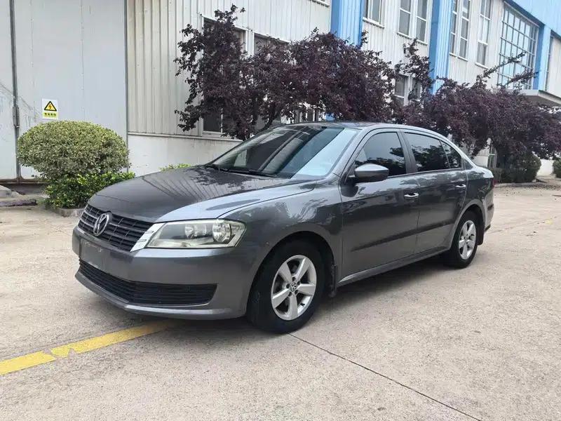 2013 Volkswagen Lavida 1.6L Automatic Comfort Edition — миниатюра 1