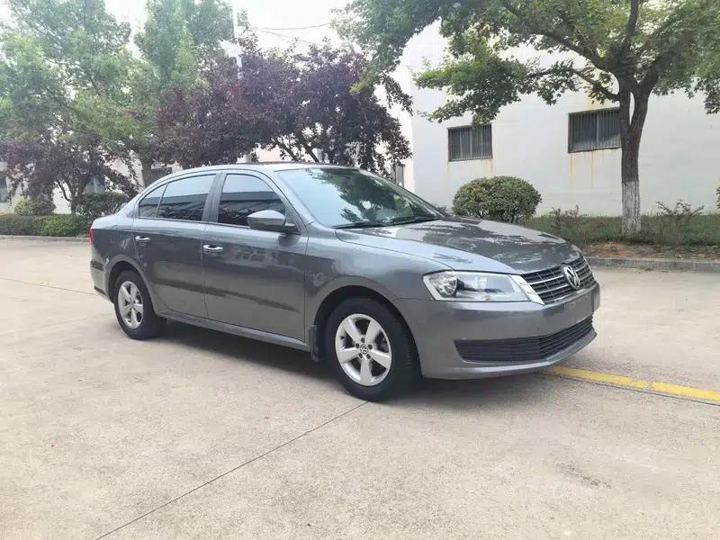 2013 Volkswagen Lavida 1.6L Automatic Comfort Edition — миниатюра 3