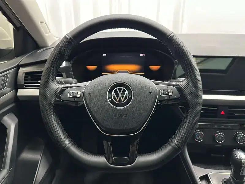 2022 Volkswagen Lavida 280TSI DSG Comfort Edition — миниатюра 13