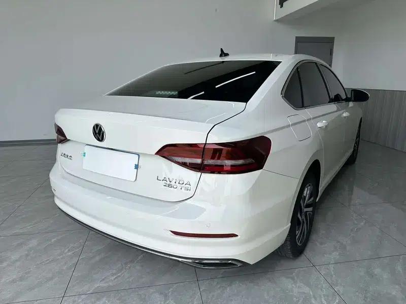 2022 Volkswagen Lavida 280TSI DSG Comfort Edition — миниатюра 6