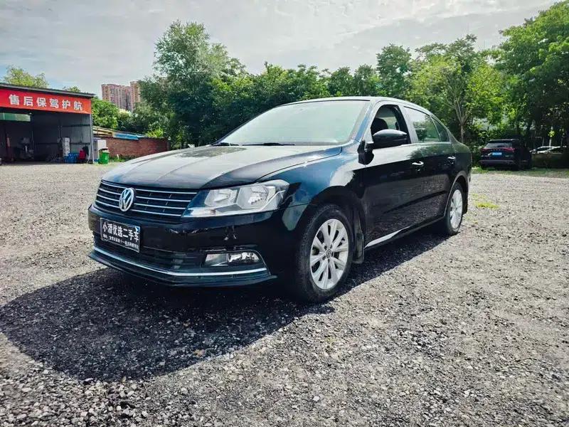2015 Volkswagen Lavida 1.6L Automatic Comfort Edition — миниатюра 1