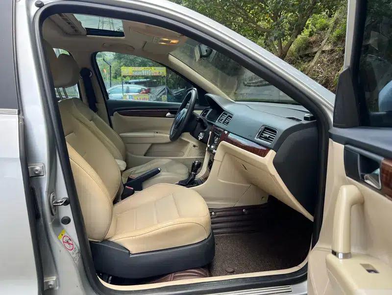 2013 Volkswagen Lavida Facelift 1.4TSI DSG Comfort Edition — миниатюра 19