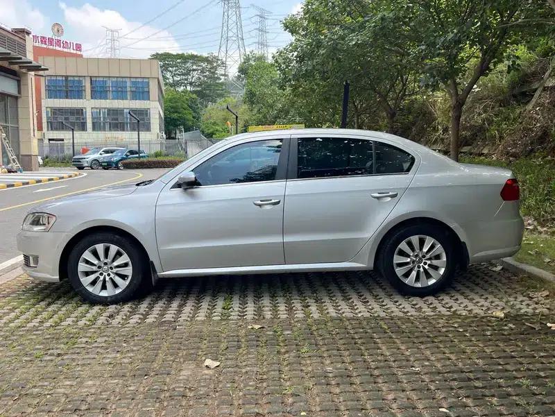 2013 Volkswagen Lavida Facelift 1.4TSI DSG Comfort Edition — миниатюра 4