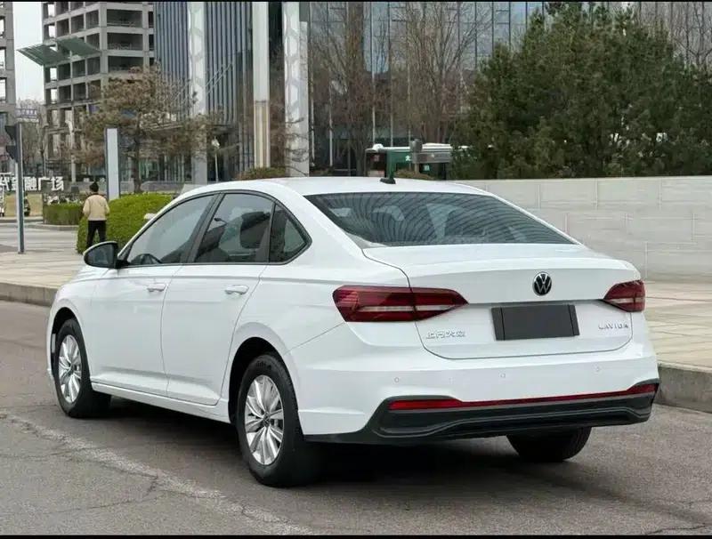2023 Volkswagen Lavida Facelift 1.5L Automatic Comfort Edition — миниатюра 5