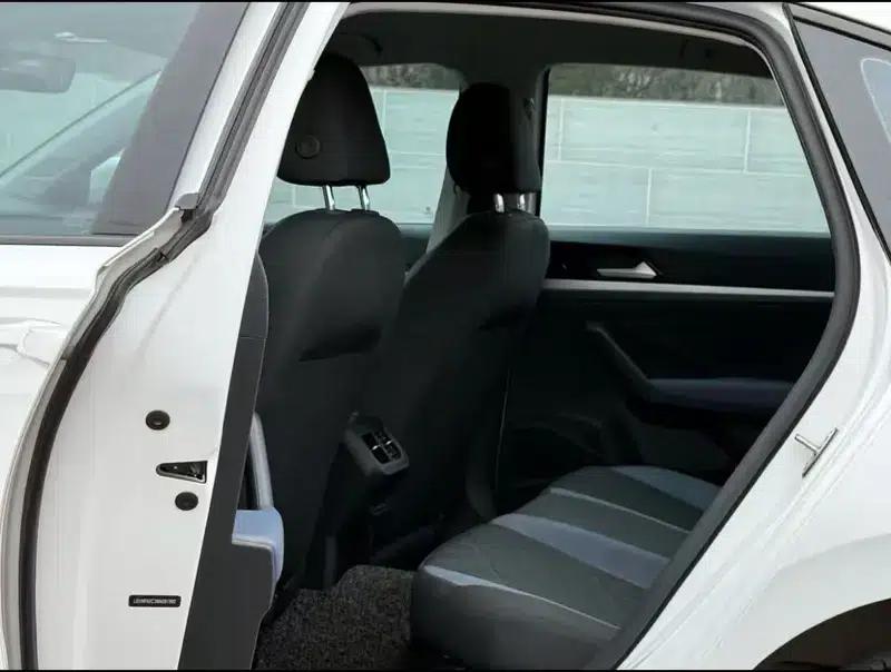 2023 Volkswagen Lavida Facelift 1.5L Automatic Comfort Edition — миниатюра 9