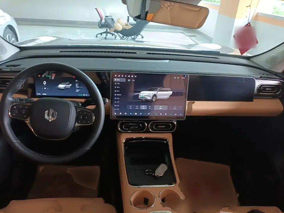 Leapmotor C11 2024 All-Electric 580 Luxury Edition — миниатюра 12