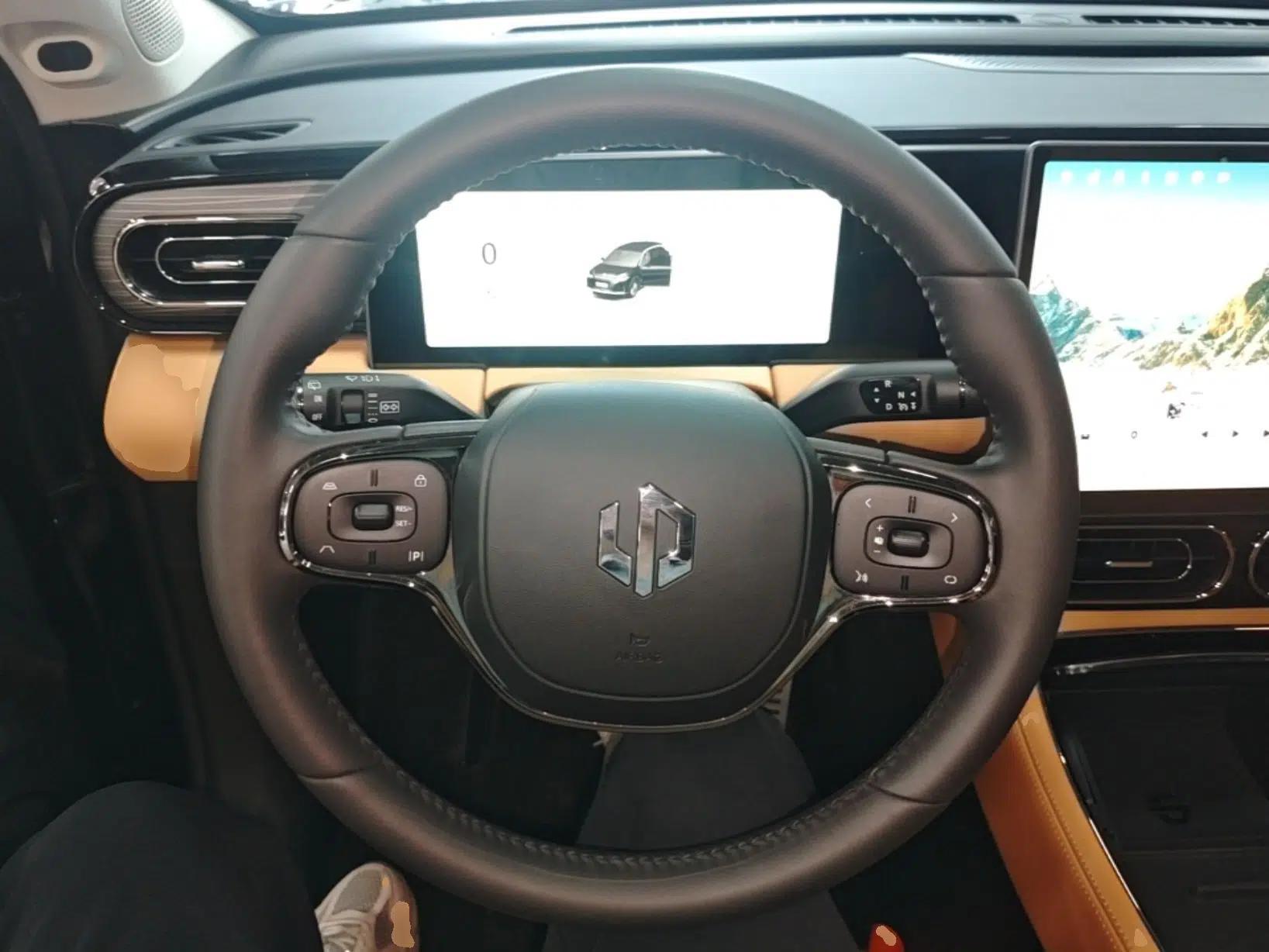 Leapmotor C11 2024 All-Electric 580 Luxury Edition — миниатюра 18