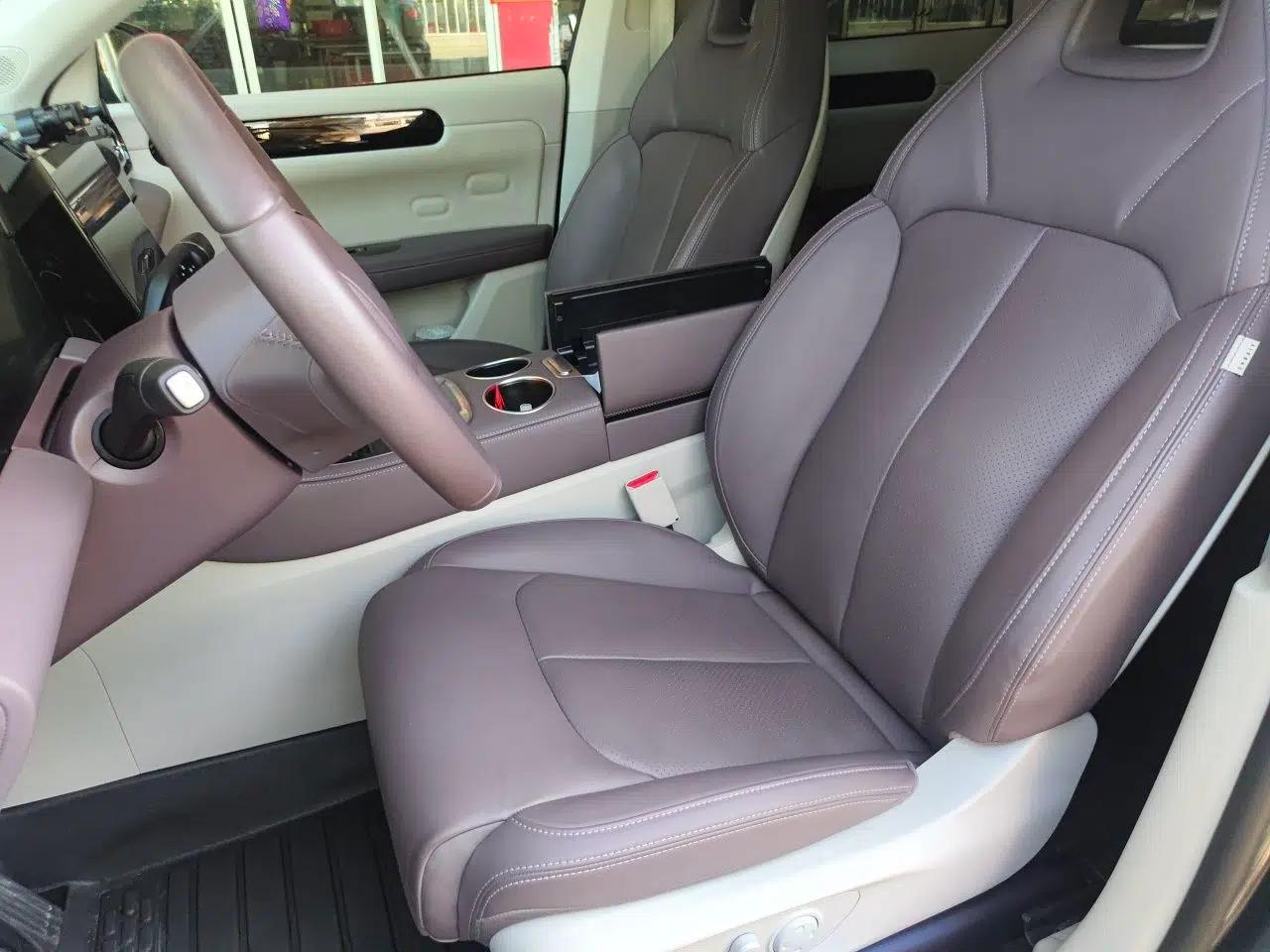 Leapmotor C11 2023 Range-Extended 180 Comfort Edition — миниатюра 15
