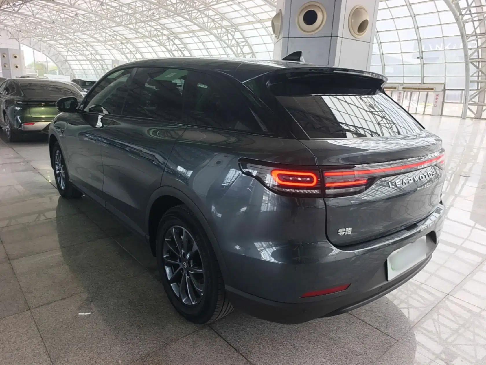 Leapmotor C11 2023 Pure Electric 500 Comfort Edition — миниатюра 4