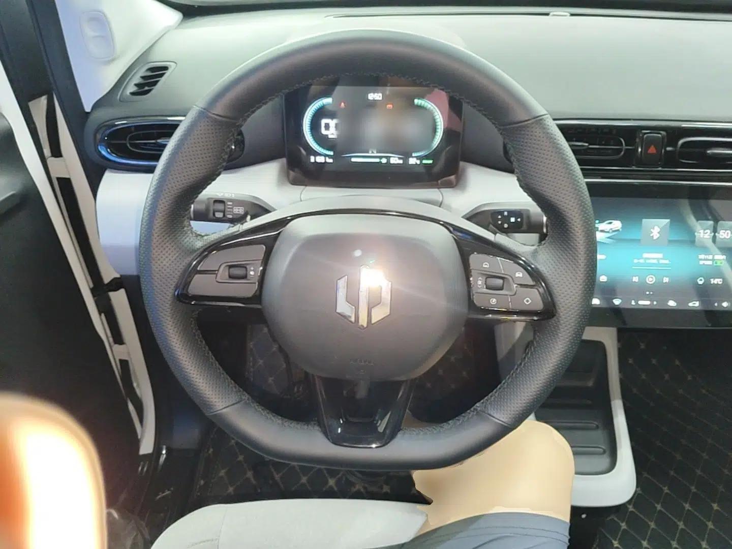 Leapmotor T03 2023 200 Lite Edition — миниатюра 13
