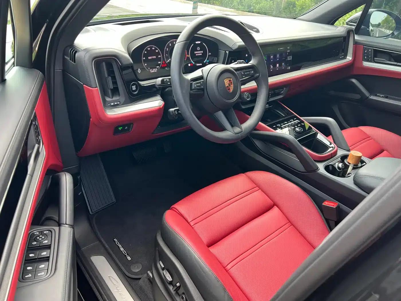 2025 Cayenne 3.0T Dream Edition — миниатюра 4