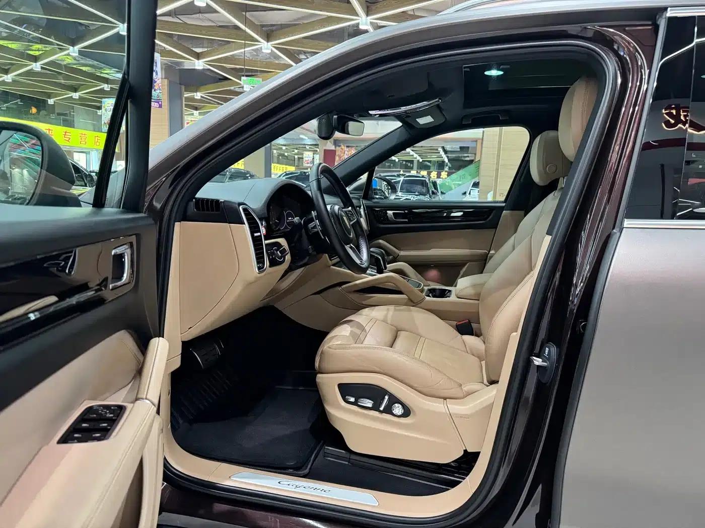 Cayenne 2019 Cayenne 3.0T — миниатюра 5