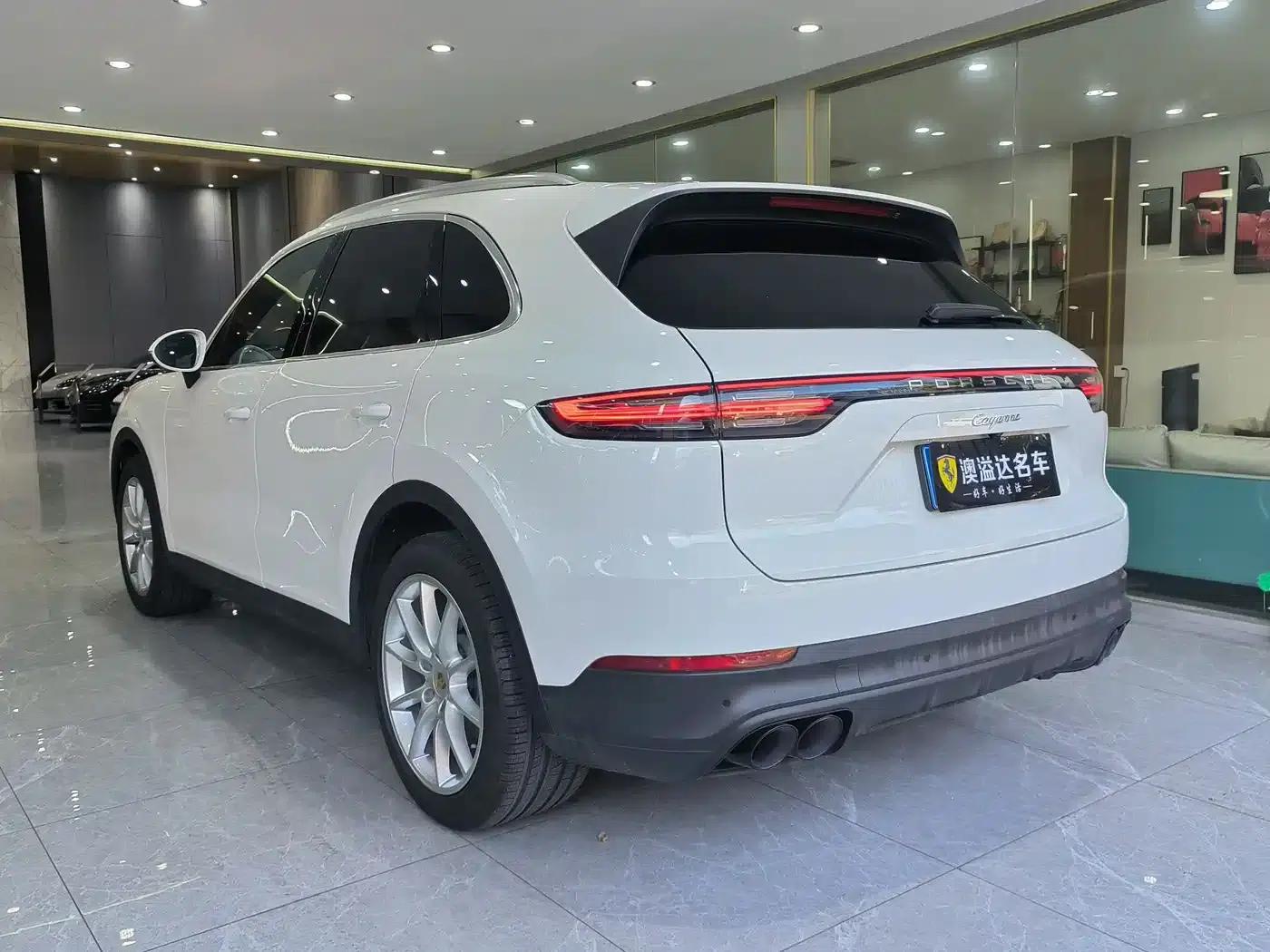 Cayenne 2019 Cayenne 3.0T — миниатюра 3