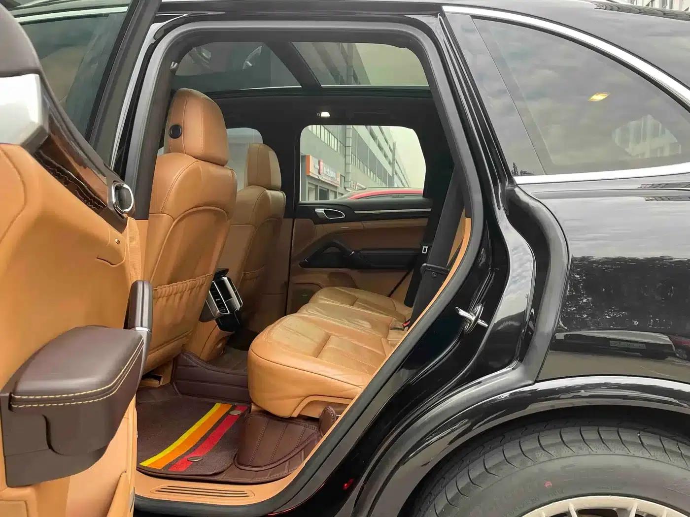 Cayenne 2011 Cayenne 3.0T — миниатюра 10