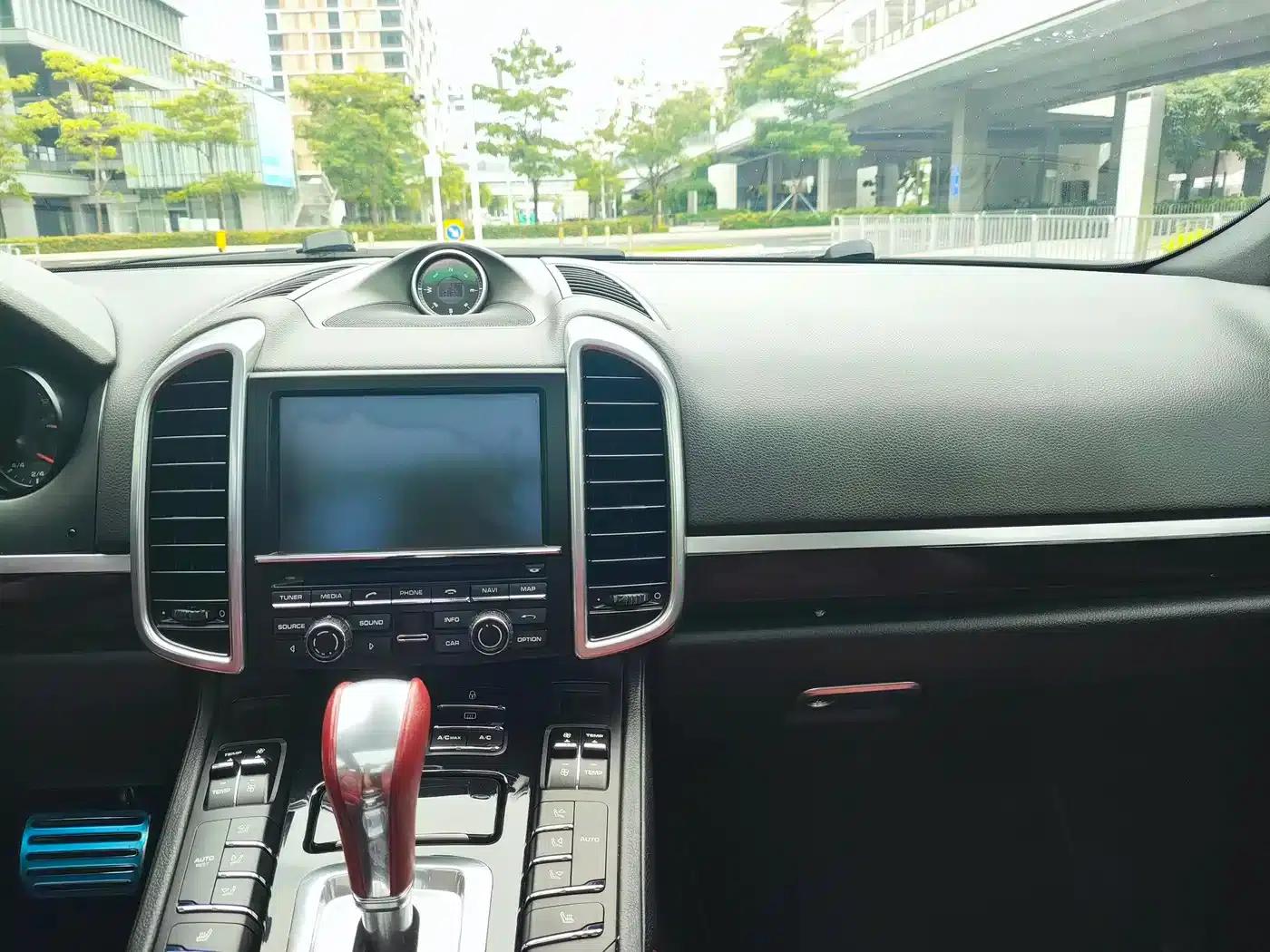 Cayenne 2011 Cayenne 3.0T — миниатюра 13