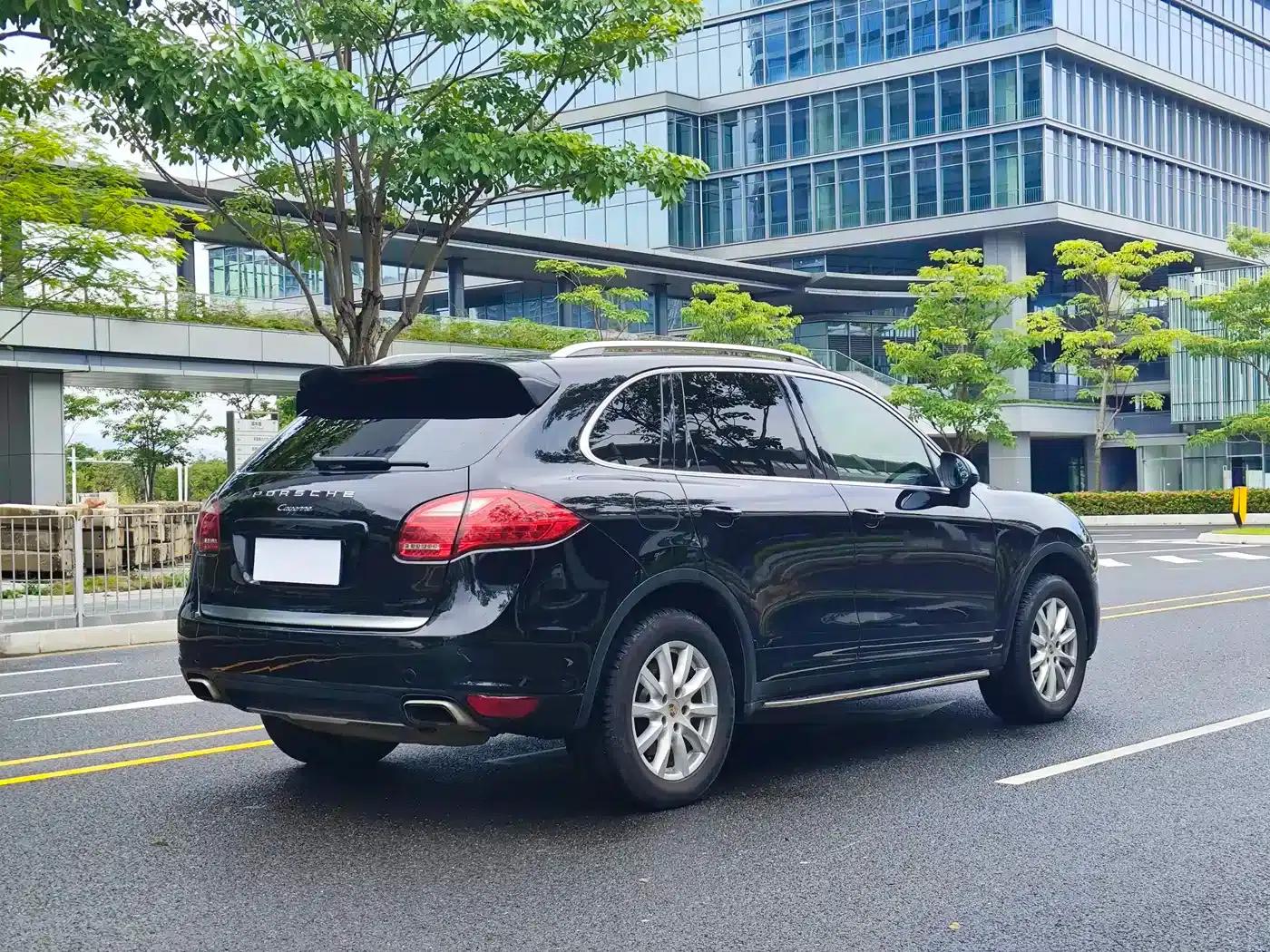 Cayenne 2011 Cayenne 3.0T — миниатюра 6