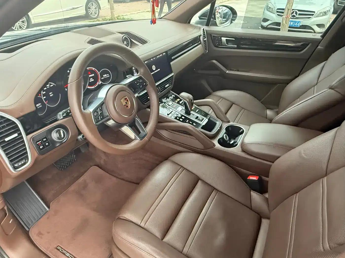 Cayenne 2019 Cayenne 3.0T — миниатюра 3
