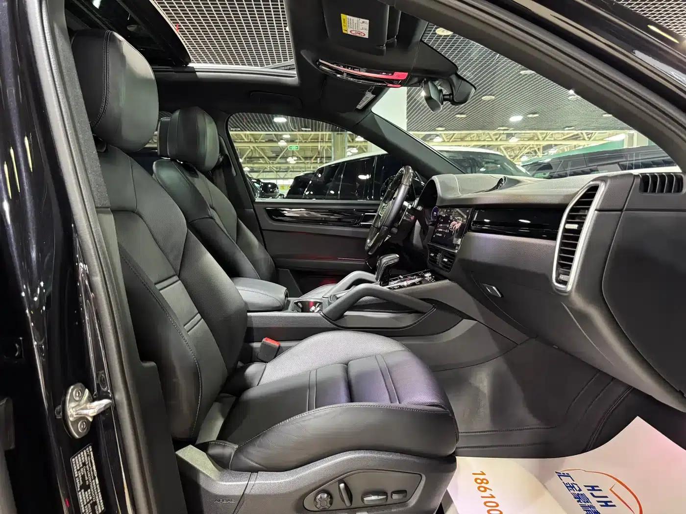 2022 Cayenne S 2.9T Platinum Edition — миниатюра 11