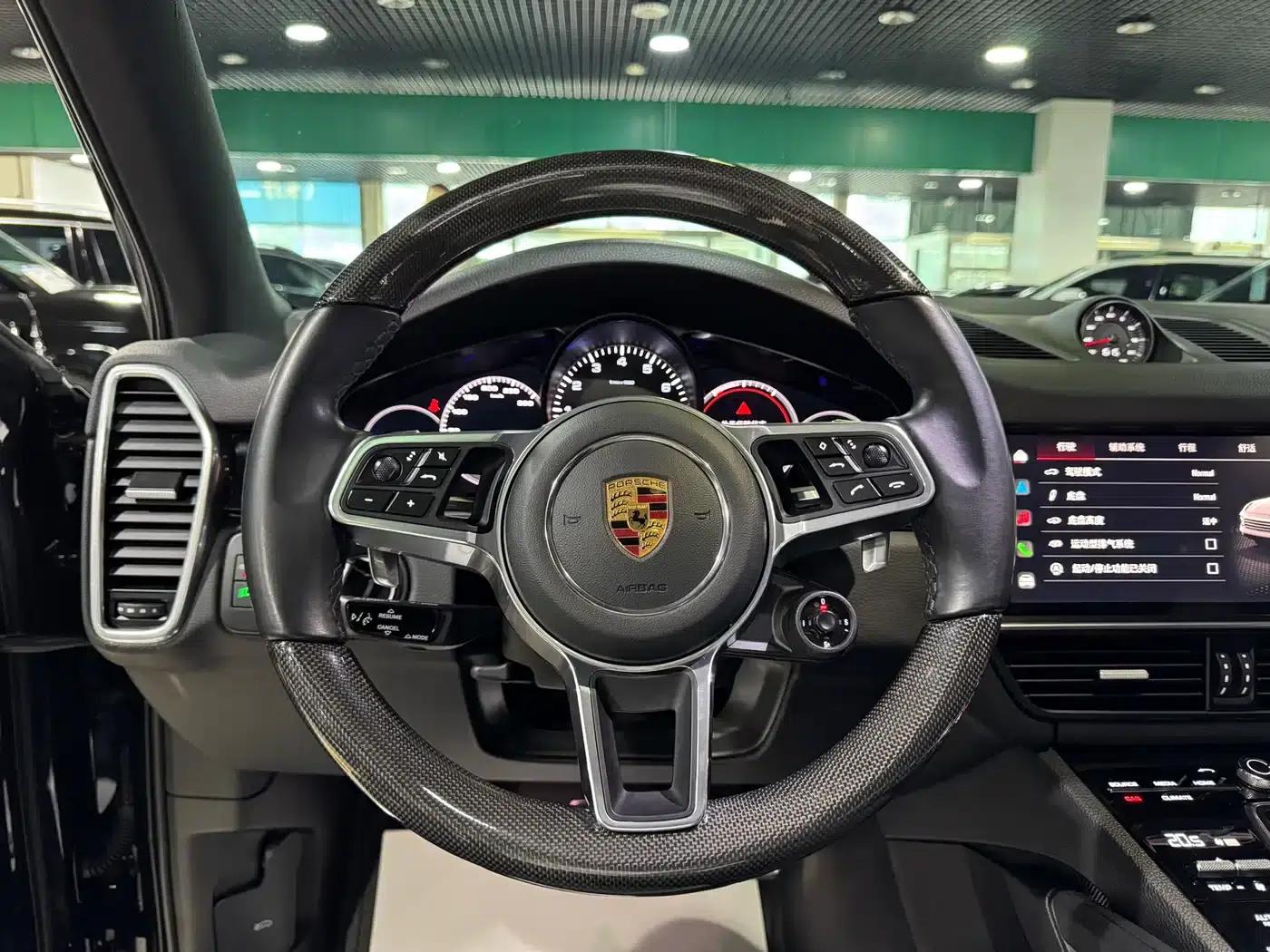 2022 Cayenne S 2.9T Platinum Edition — миниатюра 6