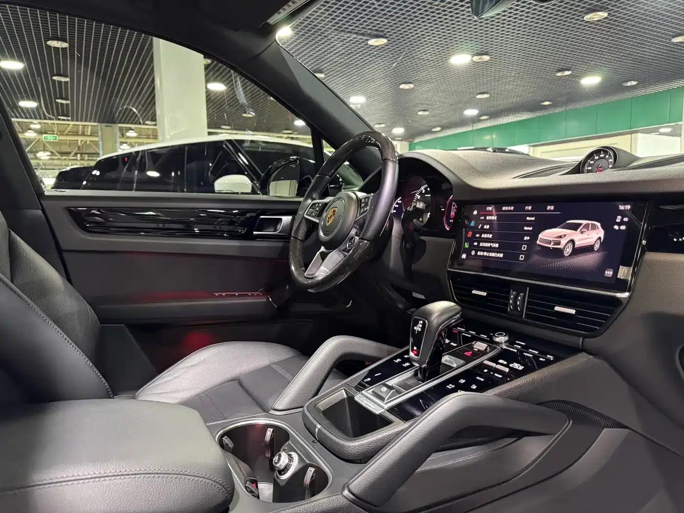 2022 Cayenne S 2.9T Platinum Edition — миниатюра 10