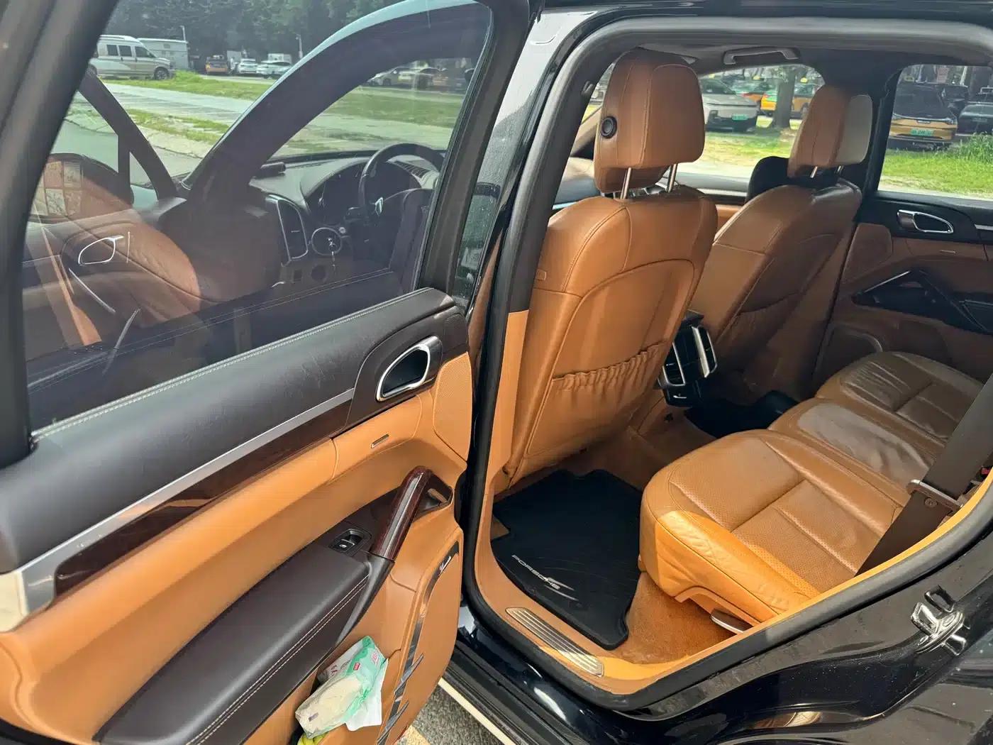 Cayenne 2011 Cayenne S 4.8L — миниатюра 13