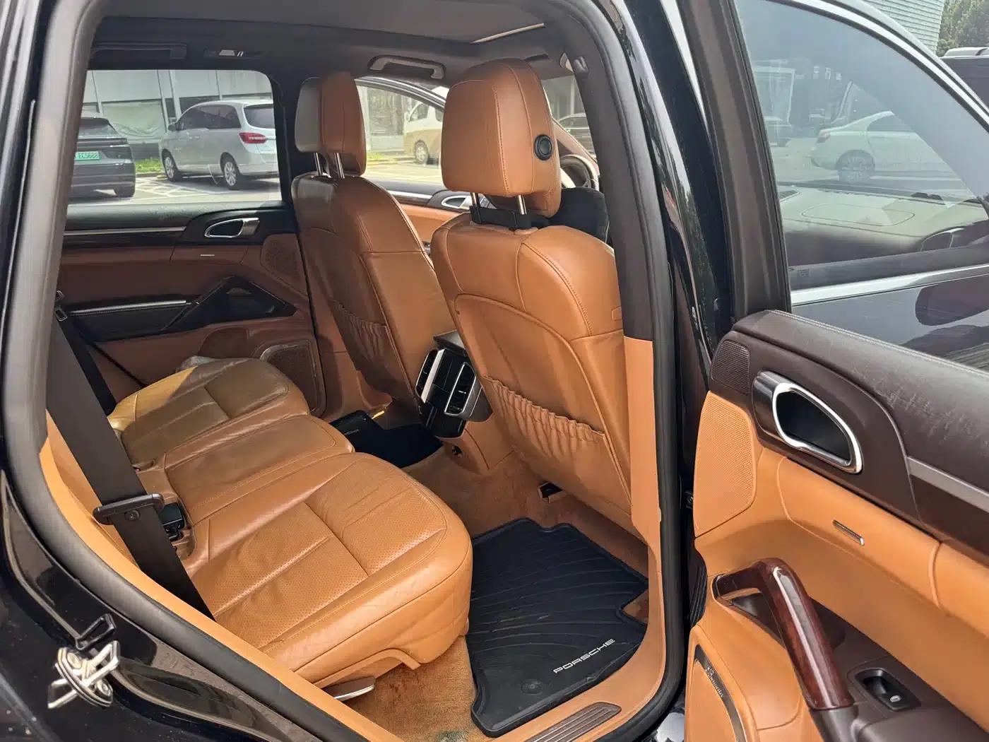 Cayenne 2011 Cayenne S 4.8L — миниатюра 10