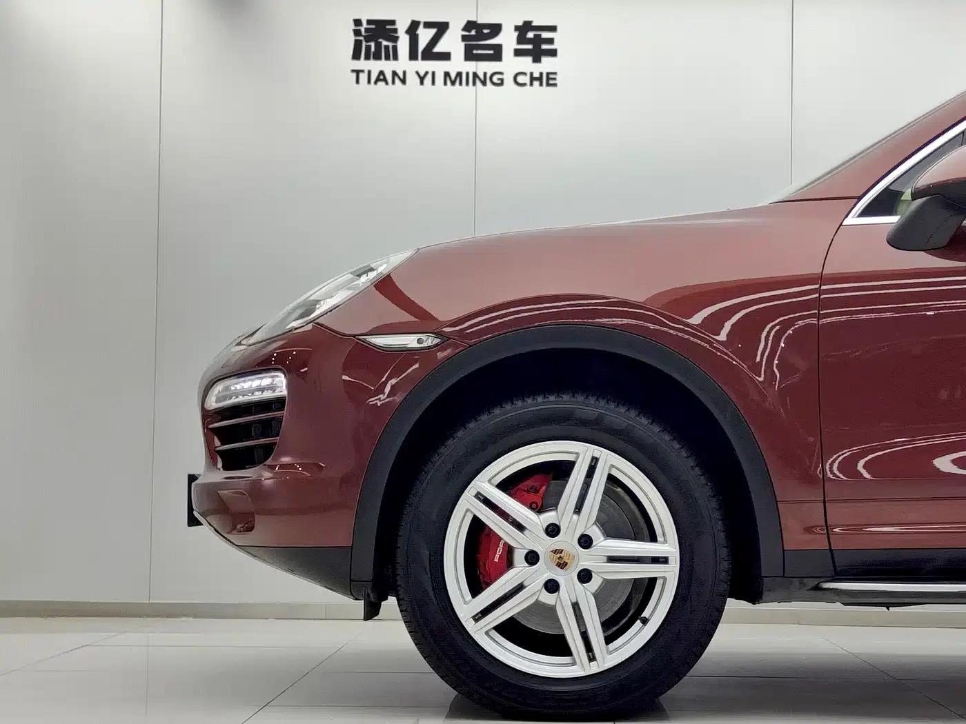 Cayenne 2011 Cayenne 3.0T — миниатюра 6