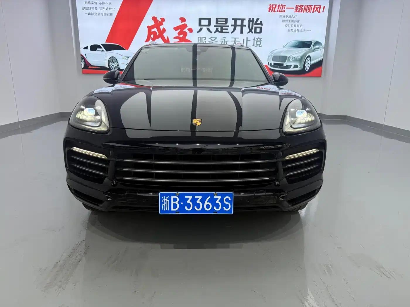 Cayenne 2019 Cayenne 3.0T — миниатюра 1