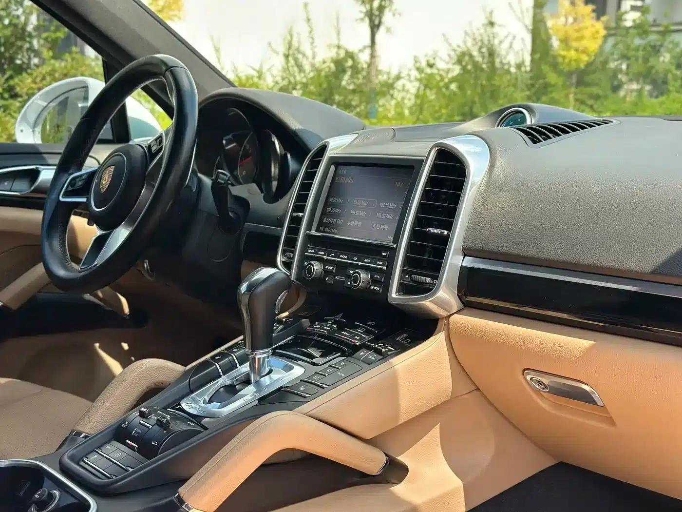 Cayenne 2015 Cayenne 3.0T — миниатюра 6
