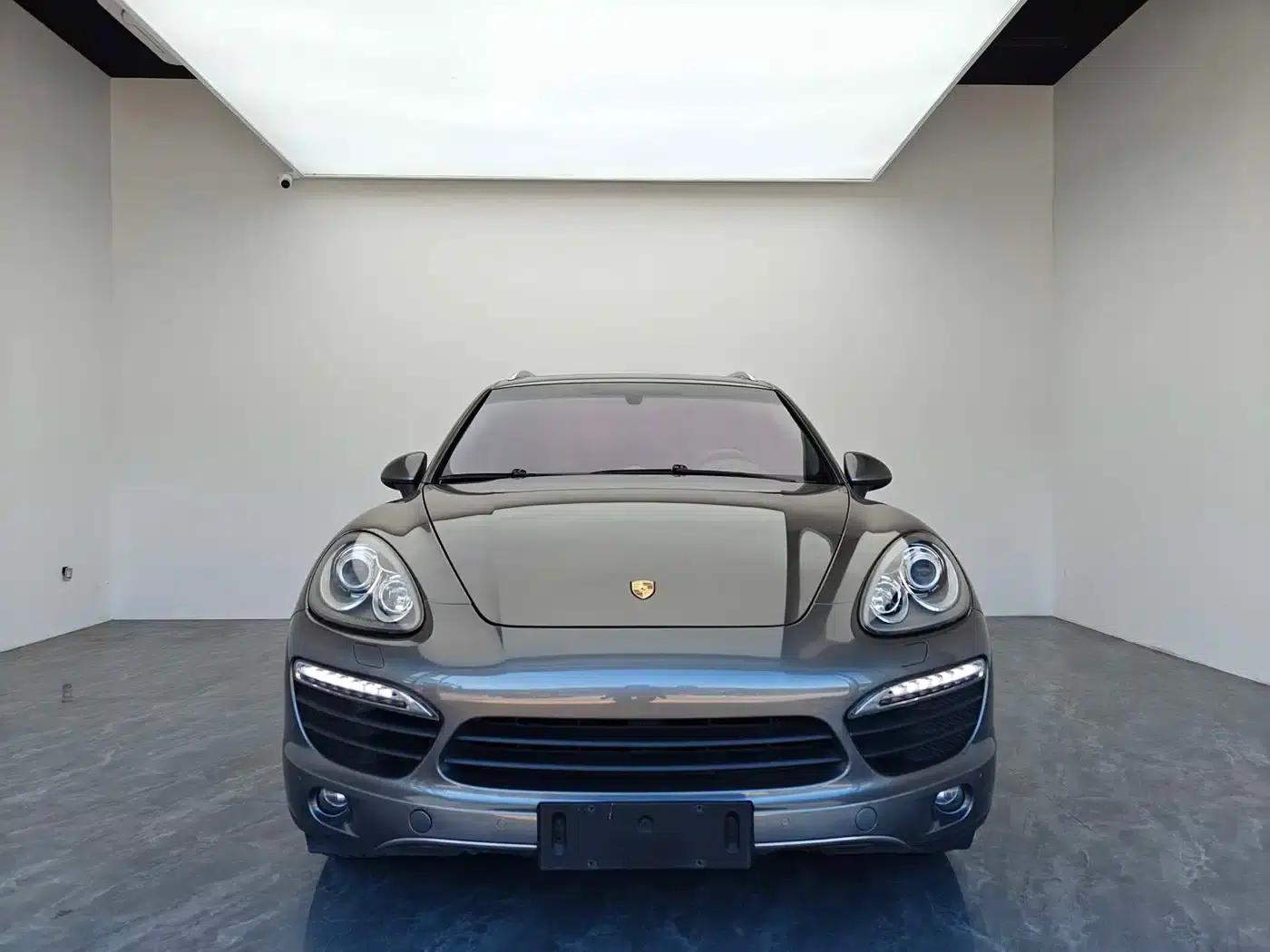 Cayenne 2011 Cayenne S 4.8L — миниатюра 2