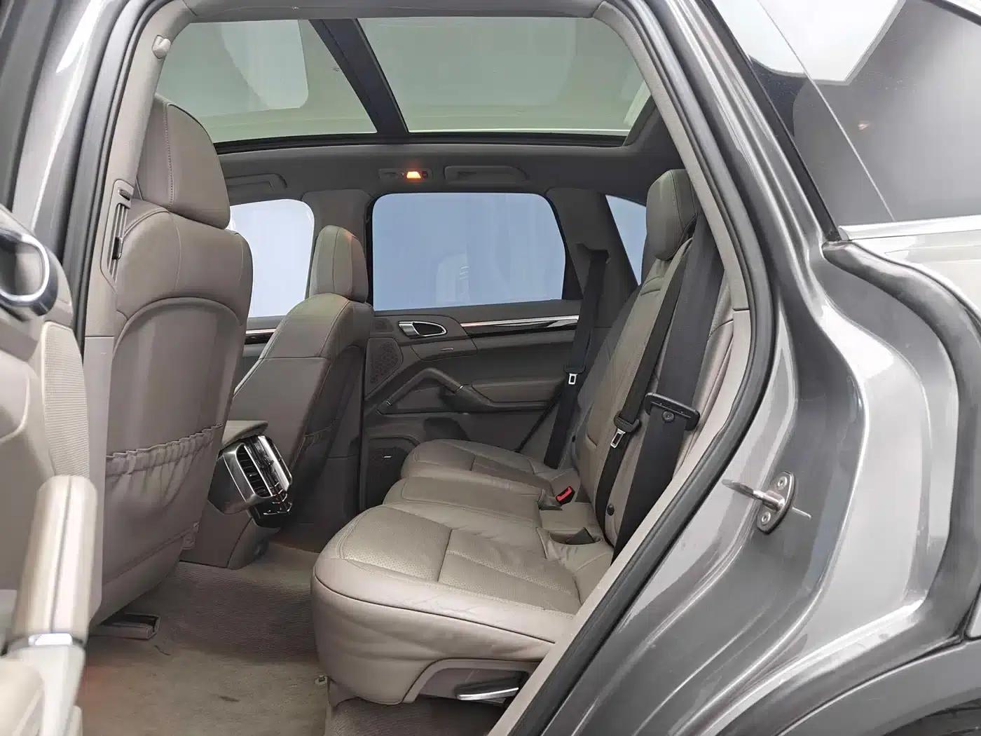 Cayenne 2011 Cayenne S 4.8L — миниатюра 11