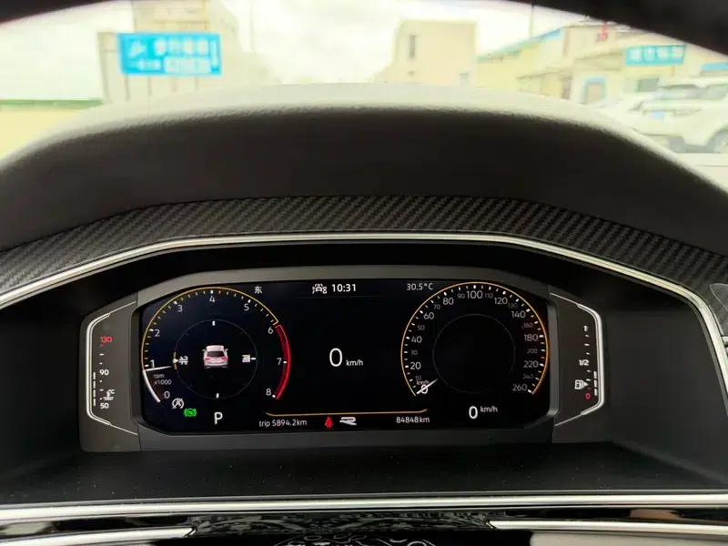 Tiguan L 2022 330TSI Automatic 2WD R-Line Premium Edition — миниатюра 12