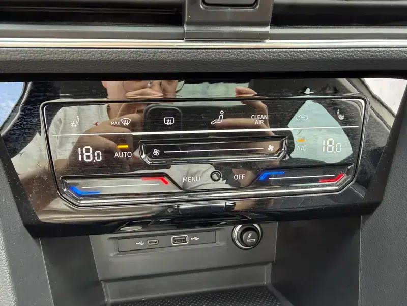 Tiguan L 2022 330TSI Automatic 2WD R-Line Premium Edition — миниатюра 8