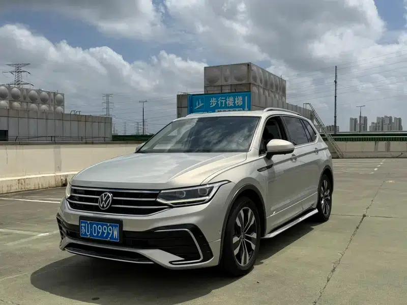 Tiguan L 2022 330TSI Automatic 2WD R-Line Premium Edition — миниатюра 10