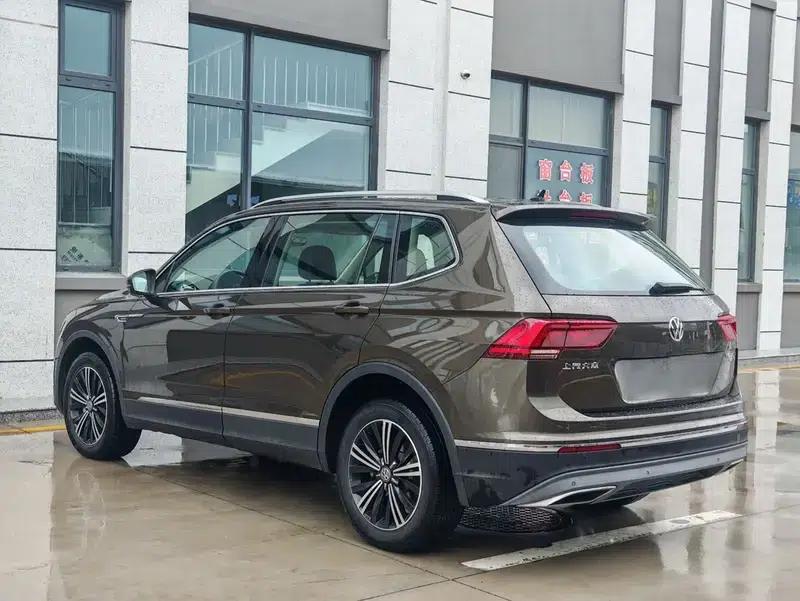 Tiguan L 2017 380TSI Automatic 4WD Luxury Edition — миниатюра 4