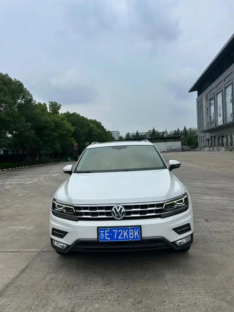 Tiguan L 2017 380TSI Automatic 4WD Luxury Edition — миниатюра 2