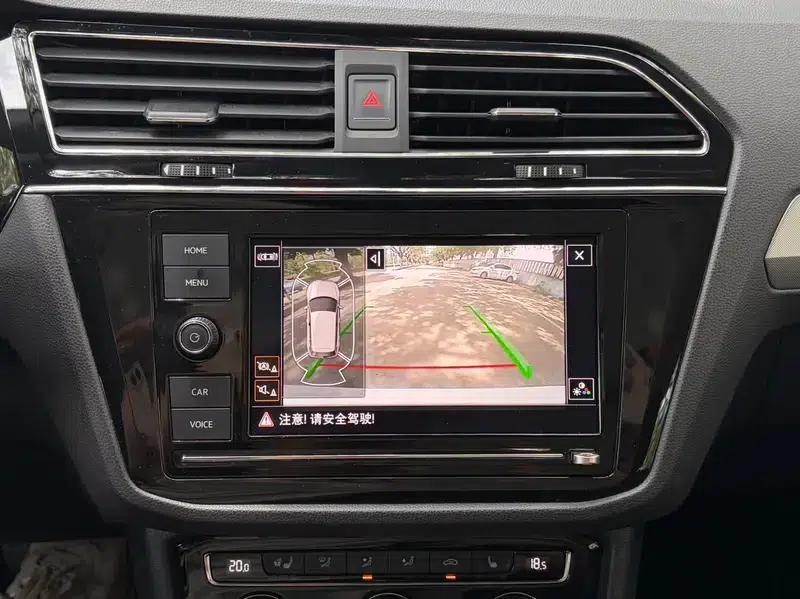 Tiguan L 2019 330TSI Automatic 2WD Smart Luxury Edition (National V Emission Standard) — миниатюра 11