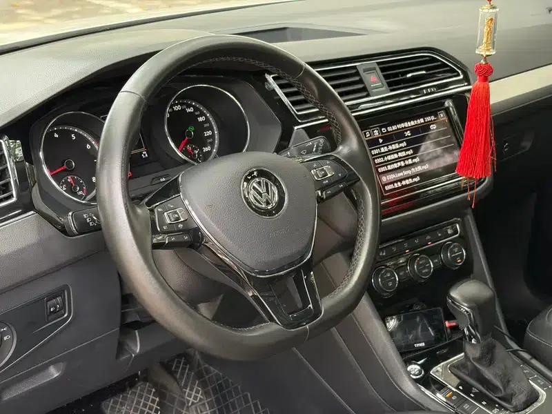 Tiguan L 2019 330TSI Automatic 2WD Smart Luxury Edition (National V Emission Standard) — миниатюра 16