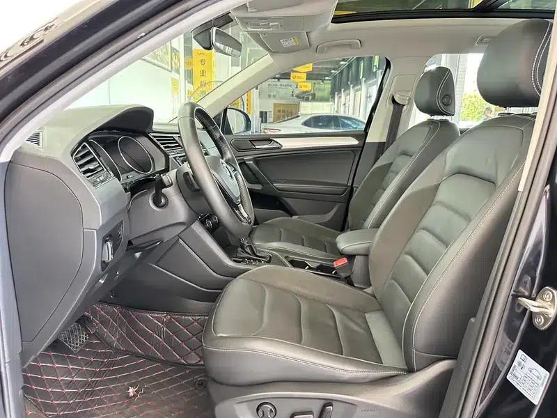 Tiguan L 2020 330TSI Automatic 2WD Panoramic Comfort Edition (National V Emission Standard) — миниатюра 8