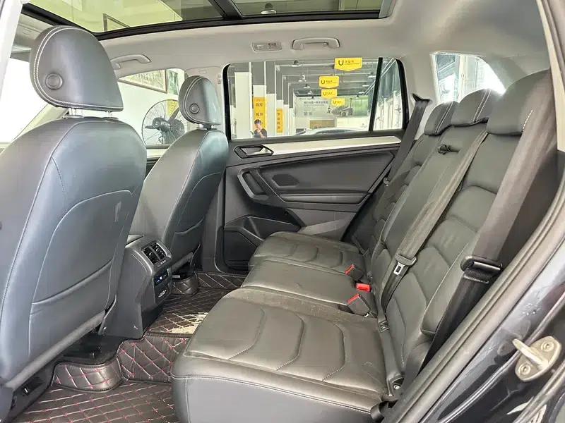 Tiguan L 2020 330TSI Automatic 2WD Panoramic Comfort Edition (National V Emission Standard) — миниатюра 9