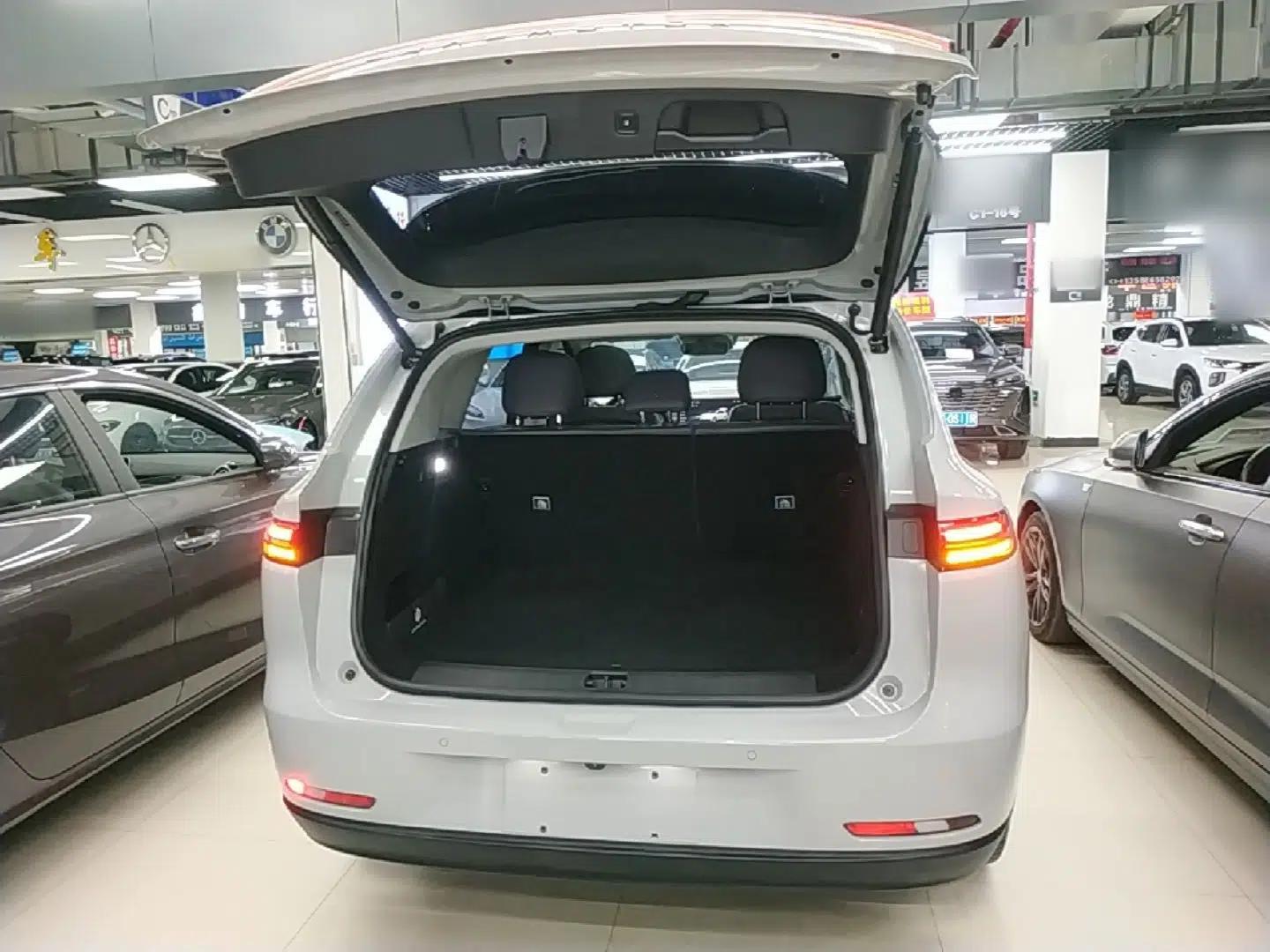 Leapmotor C10 2024 210 LiDAR Version — миниатюра 27